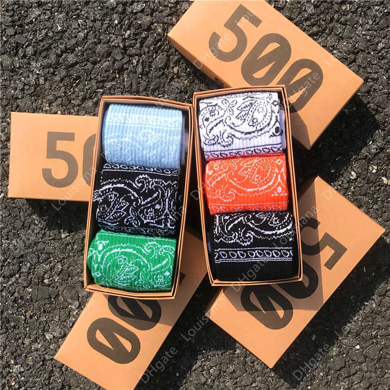 Socks Men's Trendy Cashew Blossom Dunk Jack Bandanas Funny Socks Street Wear Hip Hop 3 Pairs box Mans, Orange green skyblue
Socks Men's Trendy Cashew Blossom Dunk Jack Bandanas Funny Socks Street Wear Hip Hop 3 Pairs box Mans, Orange green skyblue