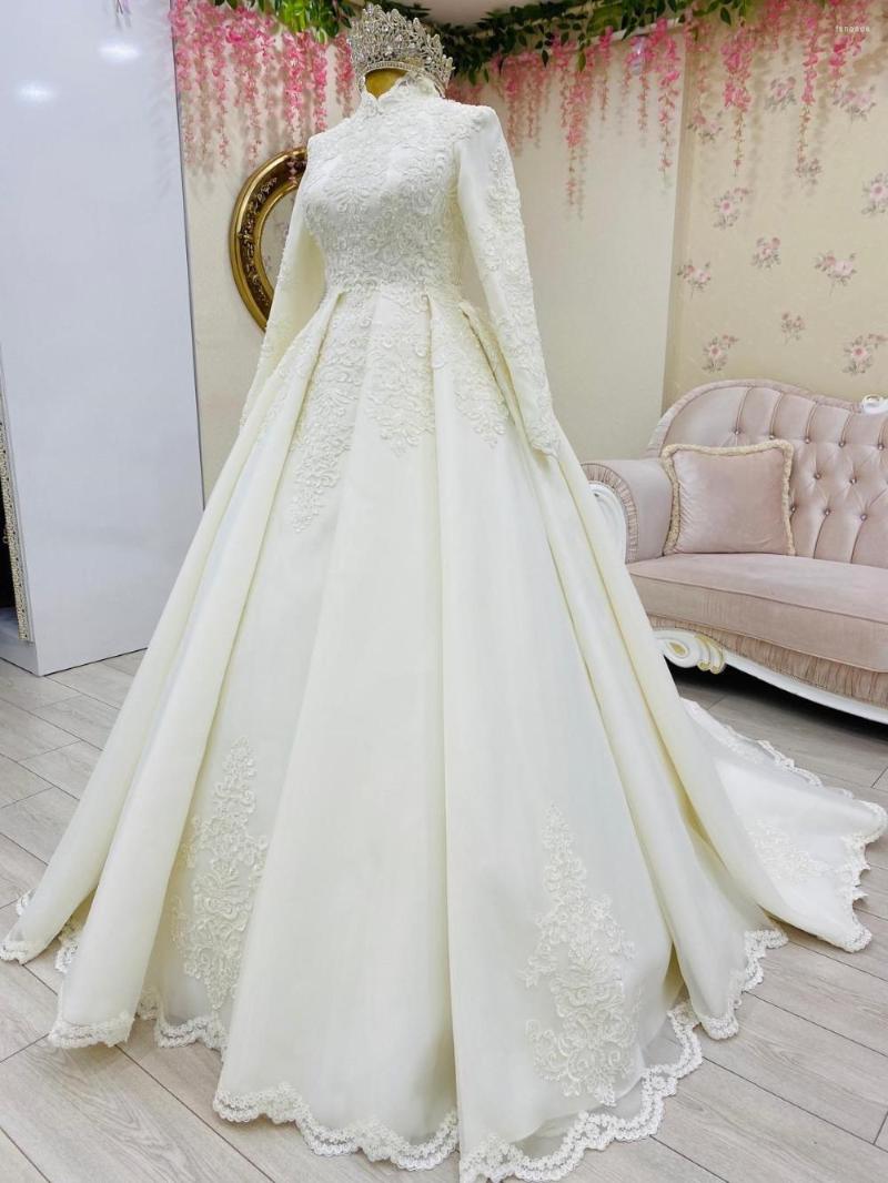 Wedding Dress Appliques Muslim Dresses For Bride 2022 Long Sleeve High Neck Tulle Satin Bridal Gowns Robe De Mariage, White
Wedding Dress Appliques Muslim Dresses For Bride 2022 Long Sleeve High Neck Tulle Satin Bridal Gowns Robe De Mariage, White