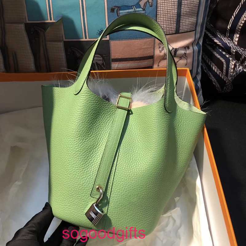 Designer Herme bags Women's Picotin lock Handbags Tote Bag 2022 new top layer cowhide vegetable basket bag fashion bucket leather one should, Lemon yellow large
Designer Herme bags Women's Picotin lock Handbags Tote Bag 2022 new top layer cowhide vegetable basket bag fashion bucket leather one should, Lemon yellow large