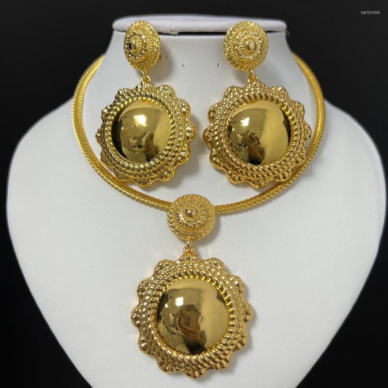 Necklace Earrings Set And Fashion Brazilian African Copper Big Pendent For Women Party Wedding Gifts, Picture shown
Necklace Earrings Set And Fashion Brazilian African Copper Big Pendent For Women Party Wedding Gifts, Picture shown