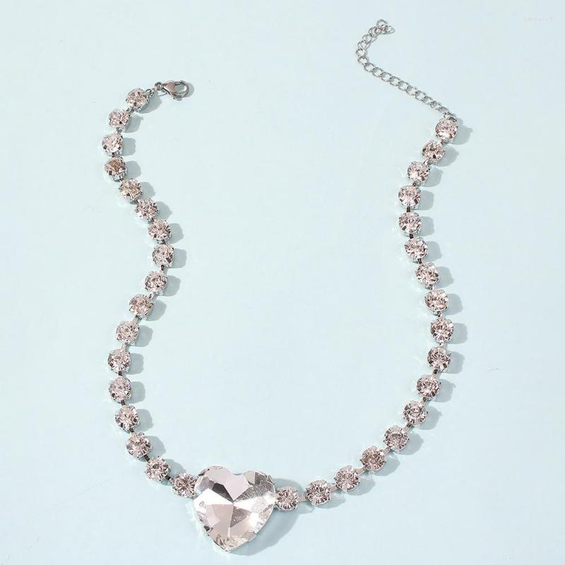 Choker Shine Big Heart Crystal Rhinestone Love Silver Necklace Lolita Chain For Dance Party Women Jewelry
Choker Shine Big Heart Crystal Rhinestone Love Silver Necklace Lolita Chain For Dance Party Women Jewelry
