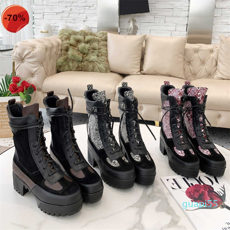 Boots Martin Boot Heel Shoes Designer Women Laureate Brand Flamingos Love Arrow Medal Winter Leather Coarse Desert Chunky Heeled Booties, Color 14
Boots Martin Boot Heel Shoes Designer Women Laureate Brand Flamingos Love Arrow Medal Winter Leather Coarse Desert Chunky Heeled Booties, Color 14