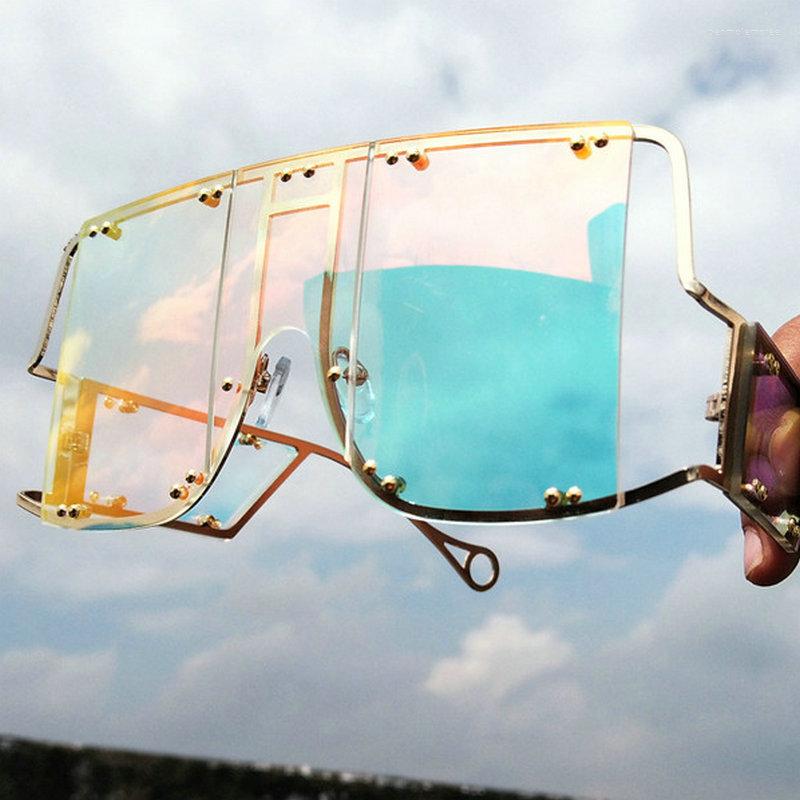 Sunglasses Vintage Retro Shield Visor Women Men 2022 Oversized Windproof Glasses One Peice Big Frame Goggles Sun FML
Sunglasses Vintage Retro Shield Visor Women Men 2022 Oversized Windproof Glasses One Peice Big Frame Goggles Sun FML
