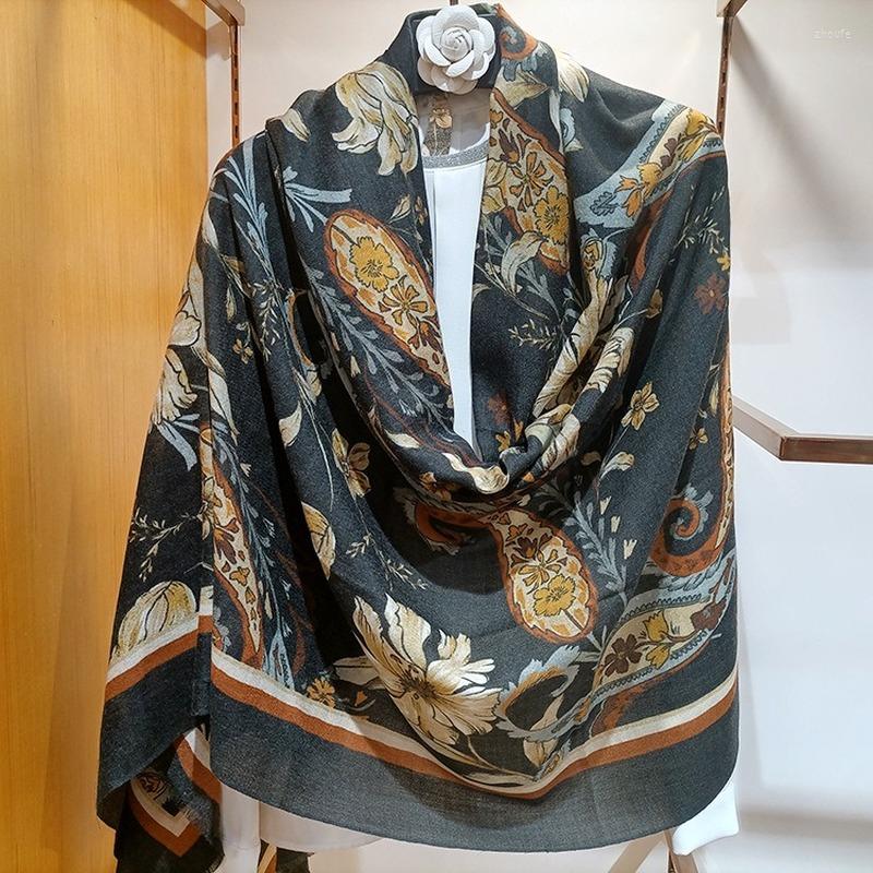 Scarves High-end Elegant Women's Classic Cashew Flower Print Quality 300 Counts Cashmere Fine Beard Edge Warm Thin Long Scarf Shawl Wrap
Scarves High-end Elegant Women's Classic Cashew Flower Print Quality 300 Counts Cashmere Fine Beard Edge Warm Thin Long Scarf Shawl Wrap