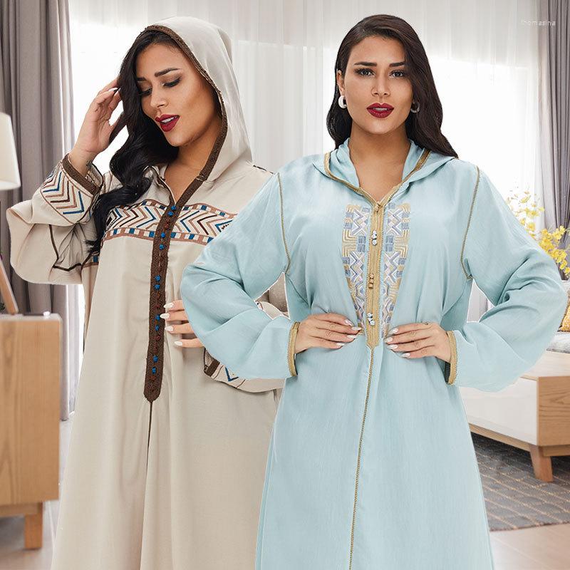 Ethnic Clothing Elegant Muslim Women's Dubai Hooded Fashion Casual Loose Oversize Islam Kaftan Turkey Embroidery Long Sleeves Robe Maxi
Ethnic Clothing Elegant Muslim Women's Dubai Hooded Fashion Casual Loose Oversize Islam Kaftan Turkey Embroidery Long Sleeves Robe Maxi