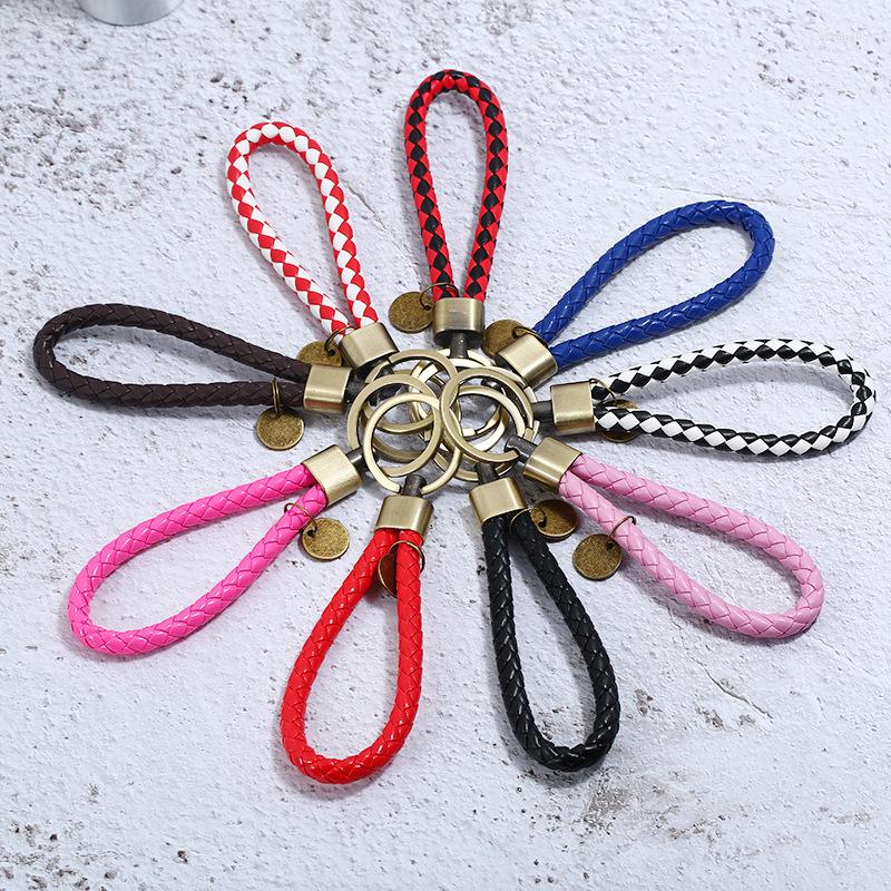 Keychains Simple Male Female Car Vintage Bronze Key Ring Pendant PU Leather Rope Chain Charm Accessories Fashion Jewelry
Keychains Simple Male Female Car Vintage Bronze Key Ring Pendant PU Leather Rope Chain Charm Accessories Fashion Jewelry