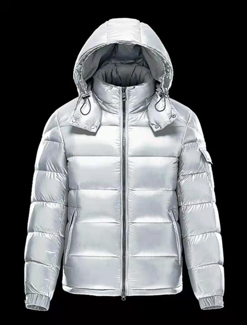 Men's Jackets maya embroidered lettering puffer Outdoor Jacket With Zippers women's designer Hooded Outwears Designer Men Casular Brand Down coat, Supplement (not shipped separately)
Men's Jackets maya embroidered lettering puffer Outdoor Jacket With Zippers women's designer Hooded Outwears Designer Men Casular Brand Down coat, Supplement (not shipped separately)
