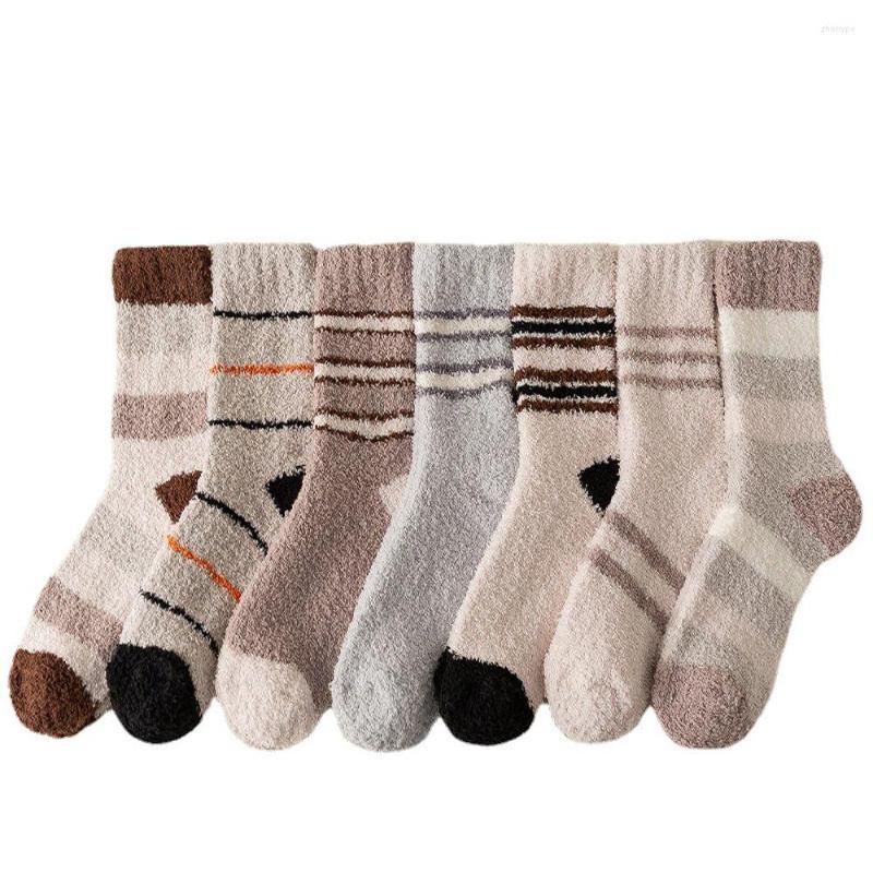 Men's Socks 1Pair Fashion Multi Color Striped Middle Tube Autumn Winter Warm Coral Fleece Thicken For Men
Men's Socks 1Pair Fashion Multi Color Striped Middle Tube Autumn Winter Warm Coral Fleece Thicken For Men