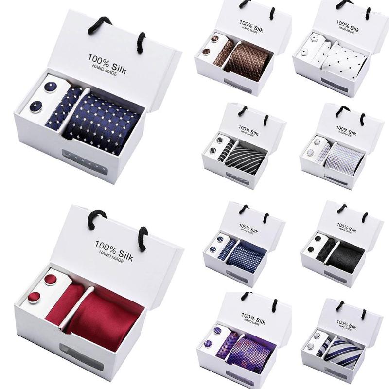 Bow Ties 5Pcs Men Handkerchief Cuff Button Fashion Striped Folral Plaid Necktie Suit Business Wedding Party Formal Accessories Gift
Bow Ties 5Pcs Men Handkerchief Cuff Button Fashion Striped Folral Plaid Necktie Suit Business Wedding Party Formal Accessories Gift