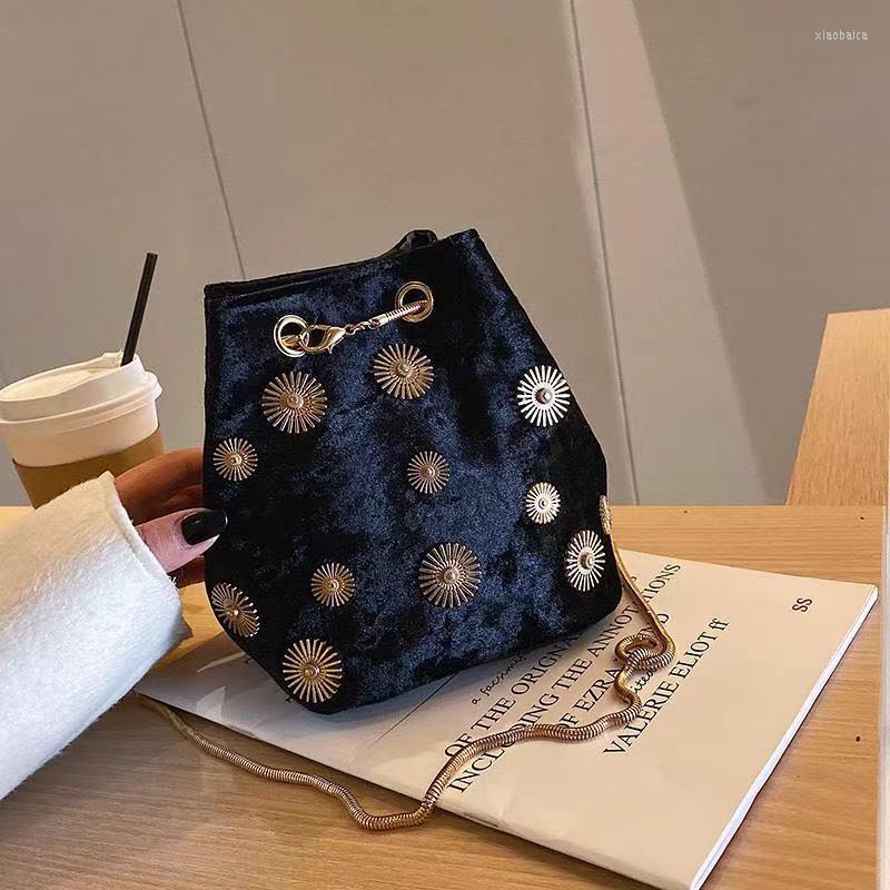 Evening Bags Women Shoulder Velvet Messenger Bag Luxury Handbags Designer Chain Small Crossbody Bucket, Women bag pink
Evening Bags Women Shoulder Velvet Messenger Bag Luxury Handbags Designer Chain Small Crossbody Bucket, Women bag pink