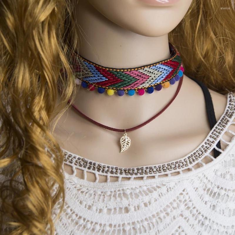 Chains Bohemia Choker Necklace Women Fashion Colorful Handmade Embroidery Lace Flower ChokersVintage Multilayer Necklaces Jewelry
Chains Bohemia Choker Necklace Women Fashion Colorful Handmade Embroidery Lace Flower ChokersVintage Multilayer Necklaces Jewelry