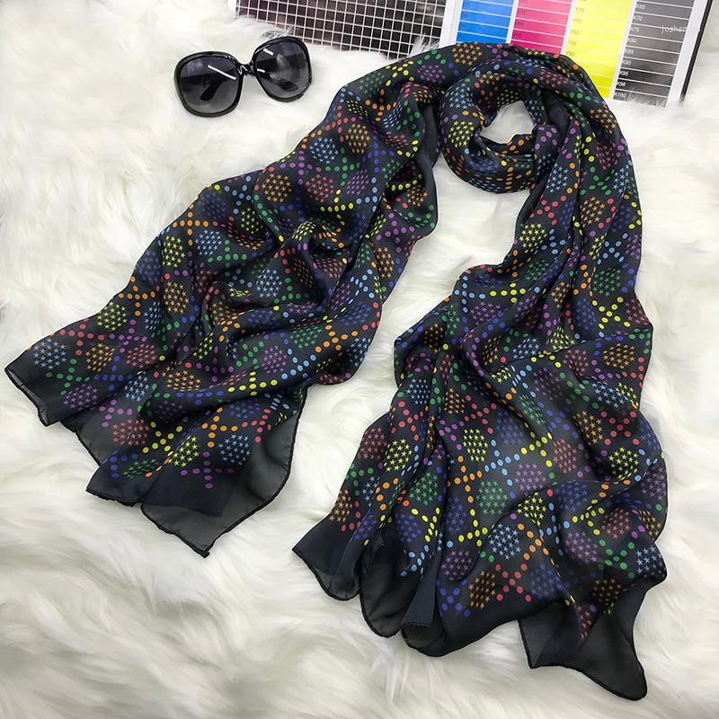 Scarves 2022 Spring Brand Autumn Winter Women Beach Quality Shawl Silk Scarf Lady Fashion Bandana Pashmina Wrap Hijab Muffler
Scarves 2022 Spring Brand Autumn Winter Women Beach Quality Shawl Silk Scarf Lady Fashion Bandana Pashmina Wrap Hijab Muffler