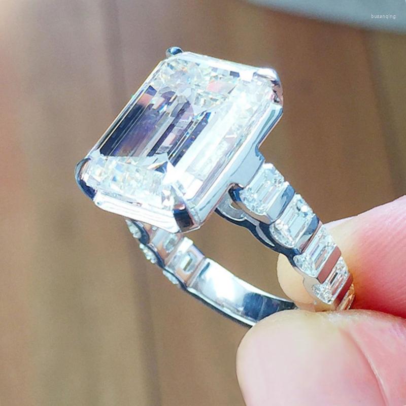 Wedding Rings CAOSHI Stylish Female Bnads Dazzling Geometry Zirconia Trendy Women Simple And Generous Finger Accessories Gift
Wedding Rings CAOSHI Stylish Female Bnads Dazzling Geometry Zirconia Trendy Women Simple And Generous Finger Accessories Gift
