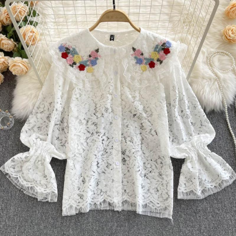 Women's Blouses Sweet Floral Lace Sleeved Shirt For Women Lantern Sleeve Peter-pan Collar Single-breasted Casual White Blouse
Women's Blouses Sweet Floral Lace Sleeved Shirt For Women Lantern Sleeve Peter-pan Collar Single-breasted Casual White Blouse