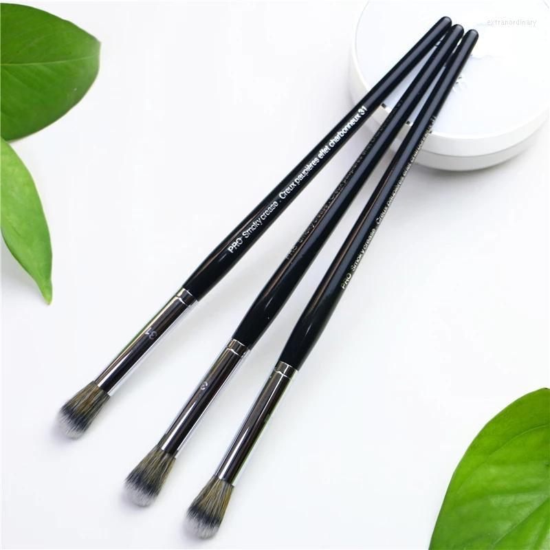 Makeup Brushes PRO Eyeshadow Brush Set Cream Shadow Smoky Airbrush Crease Eye Blending Tool
Makeup Brushes PRO Eyeshadow Brush Set Cream Shadow Smoky Airbrush Crease Eye Blending Tool