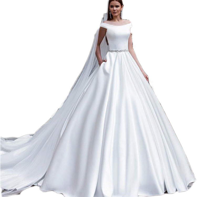 Ball Gown Wedding Dress Fanty Jewelry Neck Long Train Satin Applique Bodice Court Train Open Back Sexy Plus Size Bridal Gowns Vestido De Noiva Curto 0