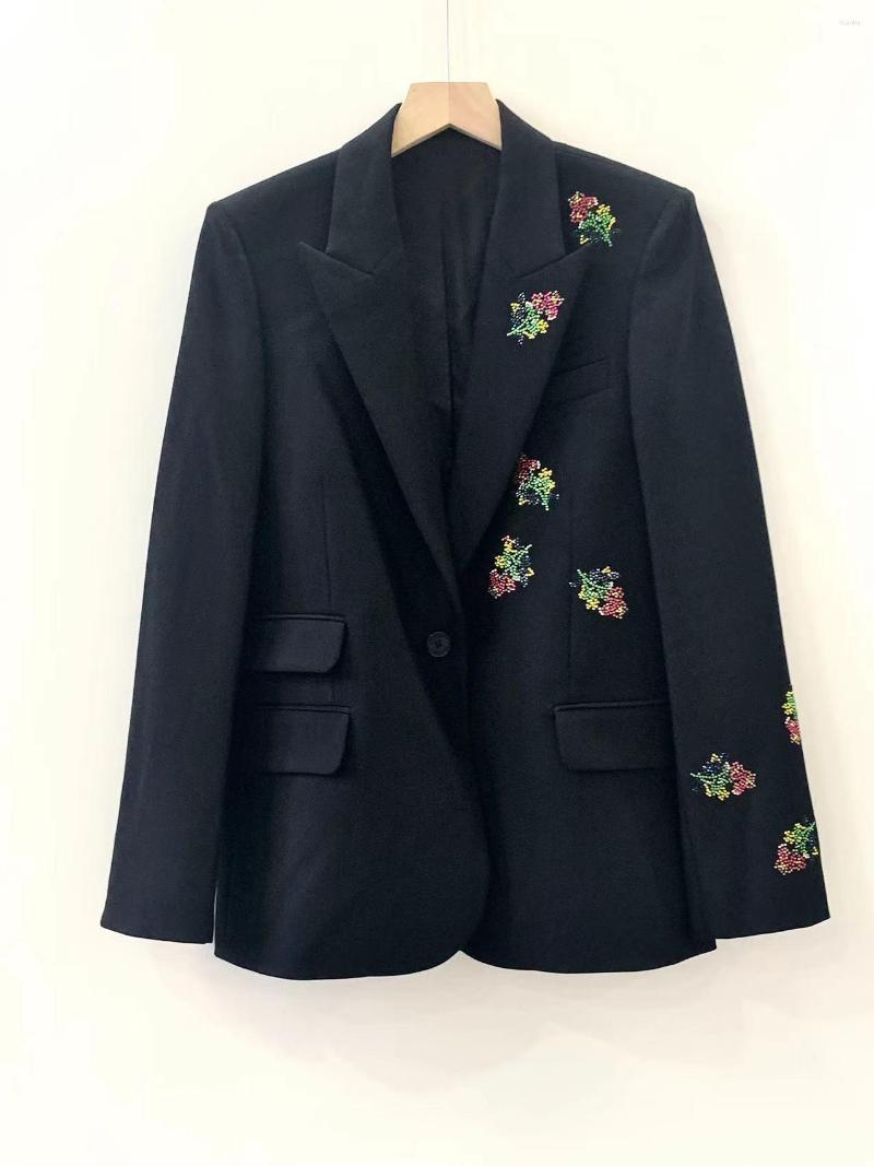 Women's Suits 2022 Autumn Winter Zadi Black Single Button Floral Rhinestones Long-sleeved Office Lady Blazer Coat
Women's Suits 2022 Autumn Winter Zadi Black Single Button Floral Rhinestones Long-sleeved Office Lady Blazer Coat