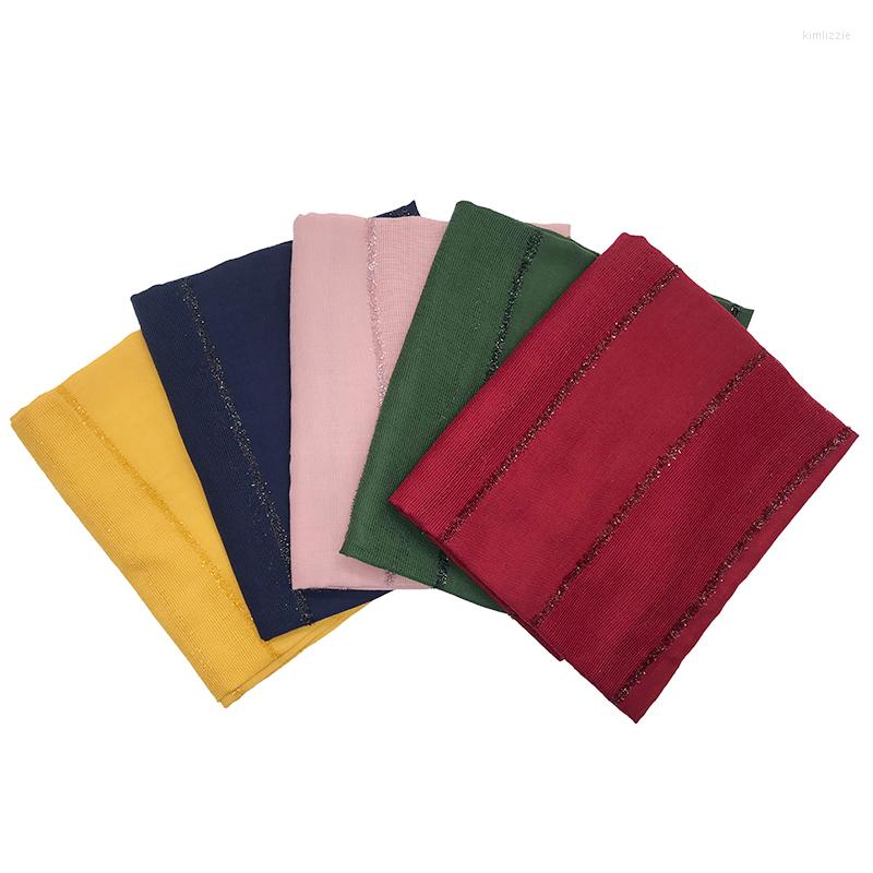 Scarves 2022 Muslim Glitter Long Muffler Islamic Scarf Shimmer Striped Hijab Solid Plain Shalws Ladies Wraps Women
Scarves 2022 Muslim Glitter Long Muffler Islamic Scarf Shimmer Striped Hijab Solid Plain Shalws Ladies Wraps Women