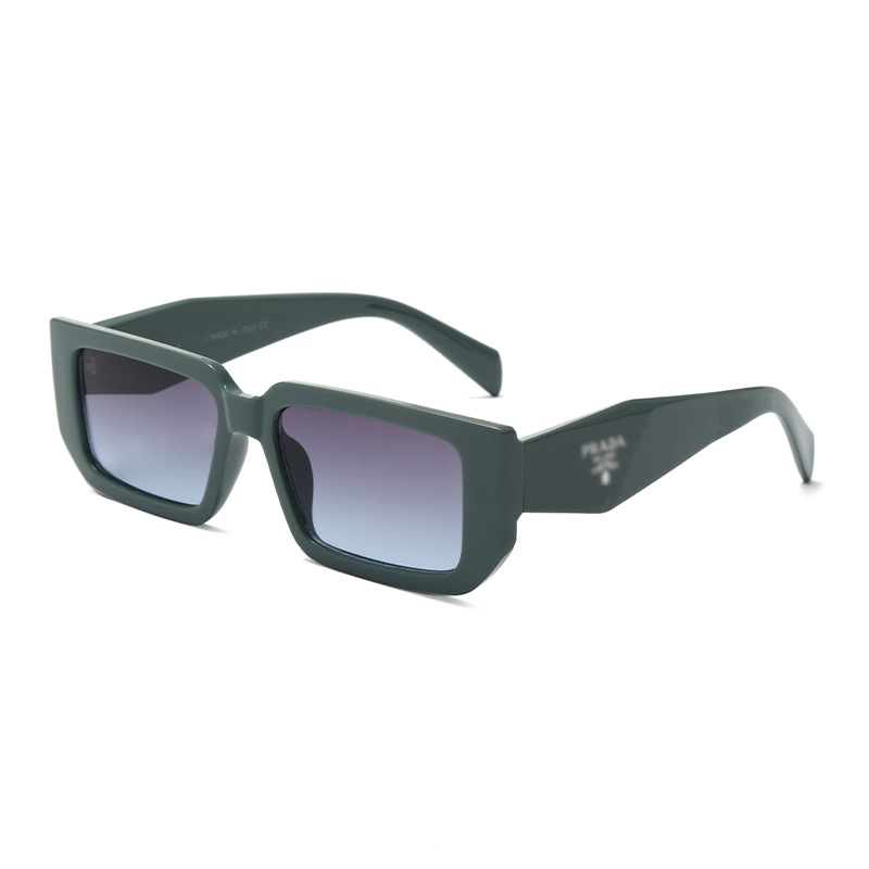 Designer sunglasses Small Frame Modern Retro Women men sunglasses Wide-Legged Classic Personality Trend Glasses Fashion Eyewear
Designer sunglasses Small Frame Modern Retro Women men sunglasses Wide-Legged Classic Personality Trend Glasses Fashion Eyewear