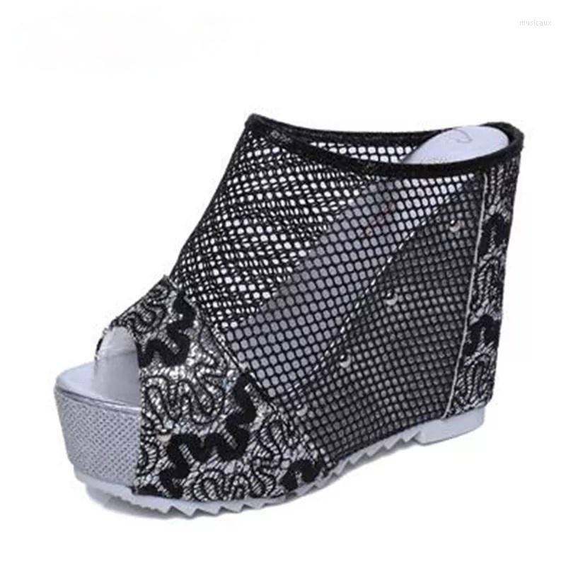Slippers 2022 Fashion High-heeled Women 12CM Platform Wedges Sandals Slide Lace Peep Toe Women's Summer Shoes, Beige-2
Slippers 2022 Fashion High-heeled Women 12CM Platform Wedges Sandals Slide Lace Peep Toe Women's Summer Shoes, Beige-2