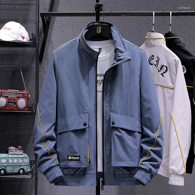 Men's Jackets WWKK 2022 Men Fleece Bomber Jacket Hip Hop Letter Design Slim Windbreaker Pilot Coat Winter Streetwear, Black
Men's Jackets WWKK 2022 Men Fleece Bomber Jacket Hip Hop Letter Design Slim Windbreaker Pilot Coat Winter Streetwear, Black