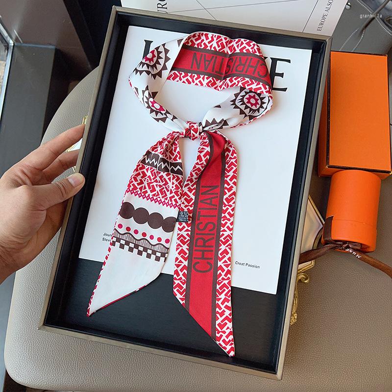 Scarves Autumn Tarot Gometric Sunflower Designer Long Skinny Bag Handle Ribbon Scarf Women Luxury Chic Narrow Silk Petite Hair Tie
Scarves Autumn Tarot Gometric Sunflower Designer Long Skinny Bag Handle Ribbon Scarf Women Luxury Chic Narrow Silk Petite Hair Tie