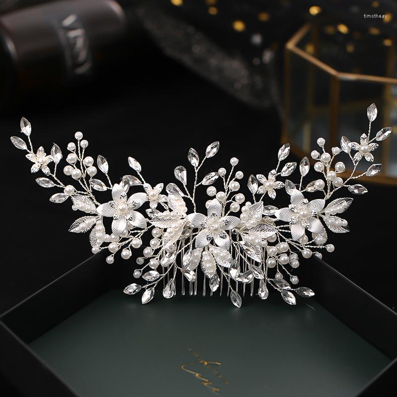 Hair Clips Fashion Silver Color Flower Comb Jewelry Handmade Alloy Pearl Bridal Wedding Headdress Accessory XH
Hair Clips Fashion Silver Color Flower Comb Jewelry Handmade Alloy Pearl Bridal Wedding Headdress Accessory XH