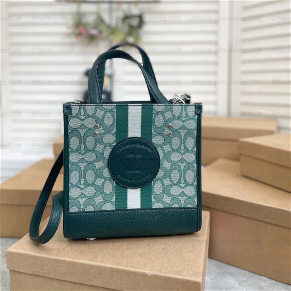 Top Luxury women Clutch Bag shoulder bags crossbody bag Jacquard embroidery genuine leather purse fashion designer handbags shopping bag Totes Purses, Purple
Top Luxury women Clutch Bag shoulder bags crossbody bag Jacquard embroidery genuine leather purse fashion designer handbags shopping bag Totes Purses, Purple