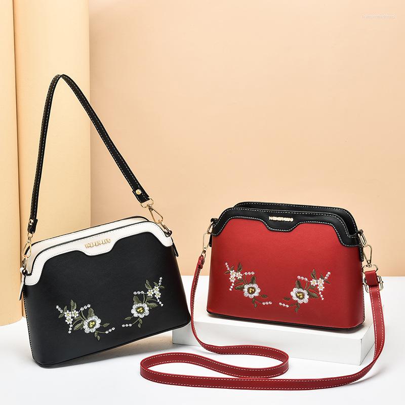 Evening Bags CIKER Women's Simple Small Bag Embroidered Middle-aged And Elderly Grocery Shopping Retro Shoulder Diagonal, Beige
Evening Bags CIKER Women's Simple Small Bag Embroidered Middle-aged And Elderly Grocery Shopping Retro Shoulder Diagonal, Beige