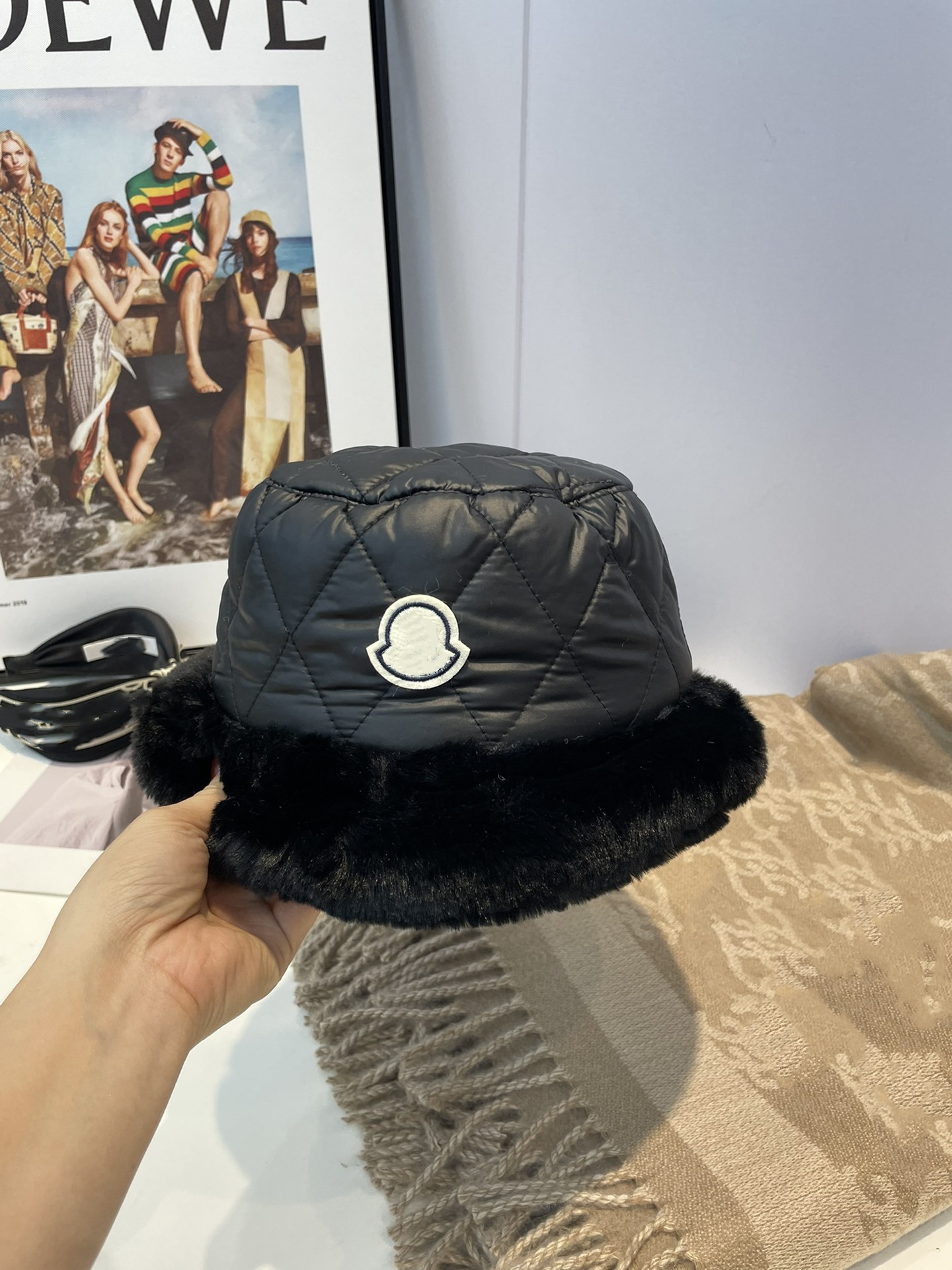 Designer down bucket hat vintage plush Fisherman hats Autumn winter basin cap Korean fashion, Aspic
Designer down bucket hat vintage plush Fisherman hats Autumn winter basin cap Korean fashion, Aspic