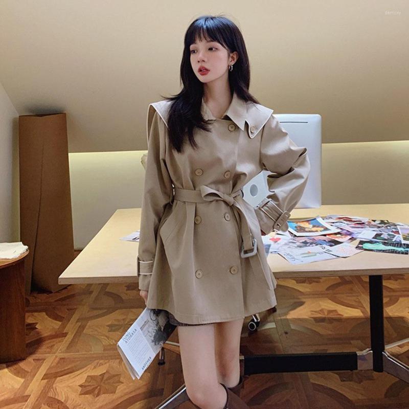 Women' Trench Coats 2022 Spring Autumn Short Windbreaker Women Long Sleeve Loose Double Breasted Outerwear Female Fashion, Khaki
Women' Trench Coats 2022 Spring Autumn Short Windbreaker Women Long Sleeve Loose Double Breasted Outerwear Female Fashion, Khaki