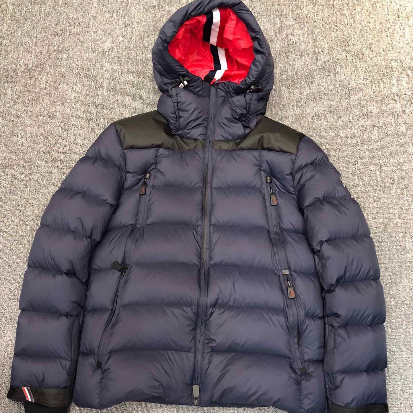 MON Luxury Designer down jacket Brand Men's jackets Classic Fashion Hip Hop Hat Pattern designer coat Outdoor Casual Premium Edition Warm ski suit Original Logo, Price difference
MON Luxury Designer down jacket Brand Men's jackets Classic Fashion Hip Hop Hat Pattern designer coat Outdoor Casual Premium Edition Warm ski suit Original Logo, Price difference