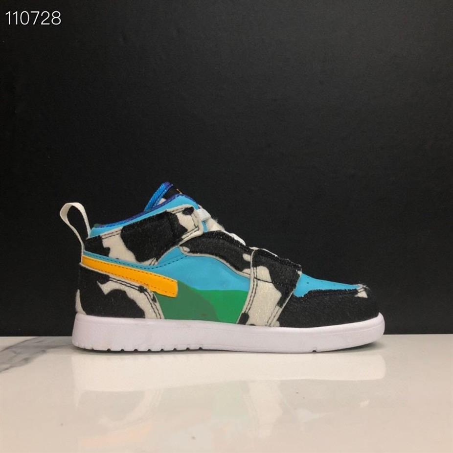 Milk ice cream walking shoes New toddler Velcro elastic kids casual sneakers boys and girls basketball shoes size 22-37280n
Milk ice cream walking shoes New toddler Velcro elastic kids casual sneakers boys and girls basketball shoes size 22-37280n