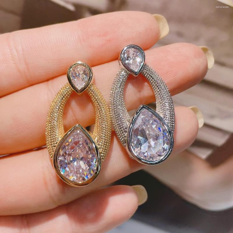 Dangle Earrings HIBRIDE Sparkling Cubic Zirconia Water Drop Long Wedding For Women Costume Jewelry Accessories Bijoux E-1024
Dangle Earrings HIBRIDE Sparkling Cubic Zirconia Water Drop Long Wedding For Women Costume Jewelry Accessories Bijoux E-1024