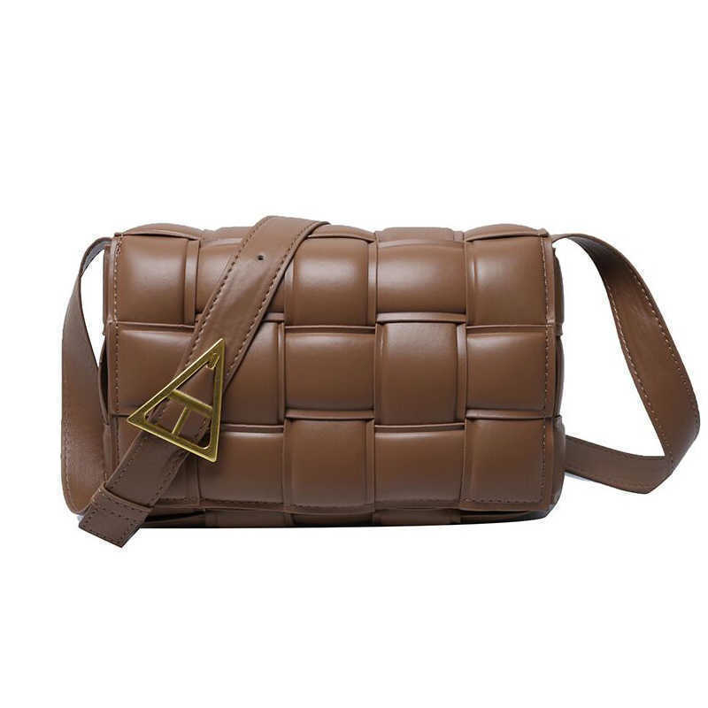 Shoulder Bags Classic Top Chain Fashion luxury Designers women messenger handbags 2022 leather weave pillow Bag lady Hobo Famous Designer, Red
Shoulder Bags Classic Top Chain Fashion luxury Designers women messenger handbags 2022 leather weave pillow Bag lady Hobo Famous Designer, Red