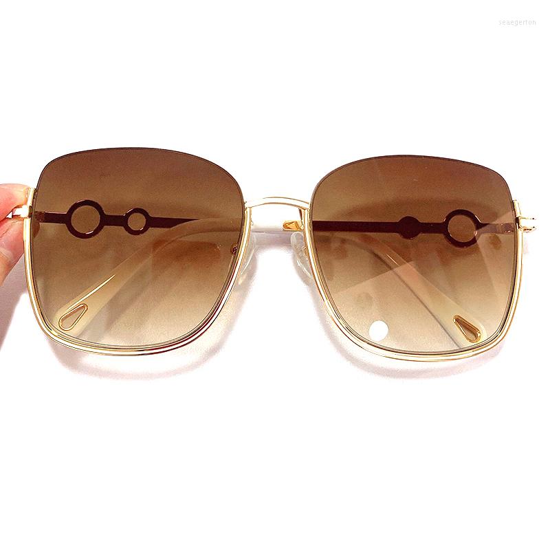 Sunglasses 2022ss Women Gradient Square Fashion Sand Beach Sun Glasses UV400 With Box