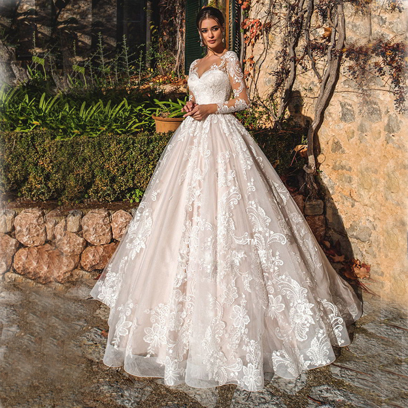 Court Train Wedding Dress Fanty Jewelry Neck Long Sleeves Lace Applique Bodice Open Back see through Sexy Bridal Gowns vestido de noiva curto 2023