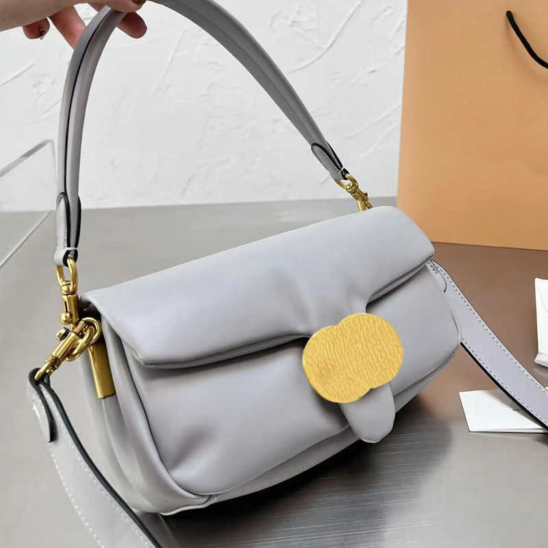 High Quality Luxurys Crossbody Designer Bag Handbags Women Messenger Handbag Fashion solid color letter genuine leather Onthego Small Tote, Grey
High Quality Luxurys Crossbody Designer Bag Handbags Women Messenger Handbag Fashion solid color letter genuine leather Onthego Small Tote, Grey