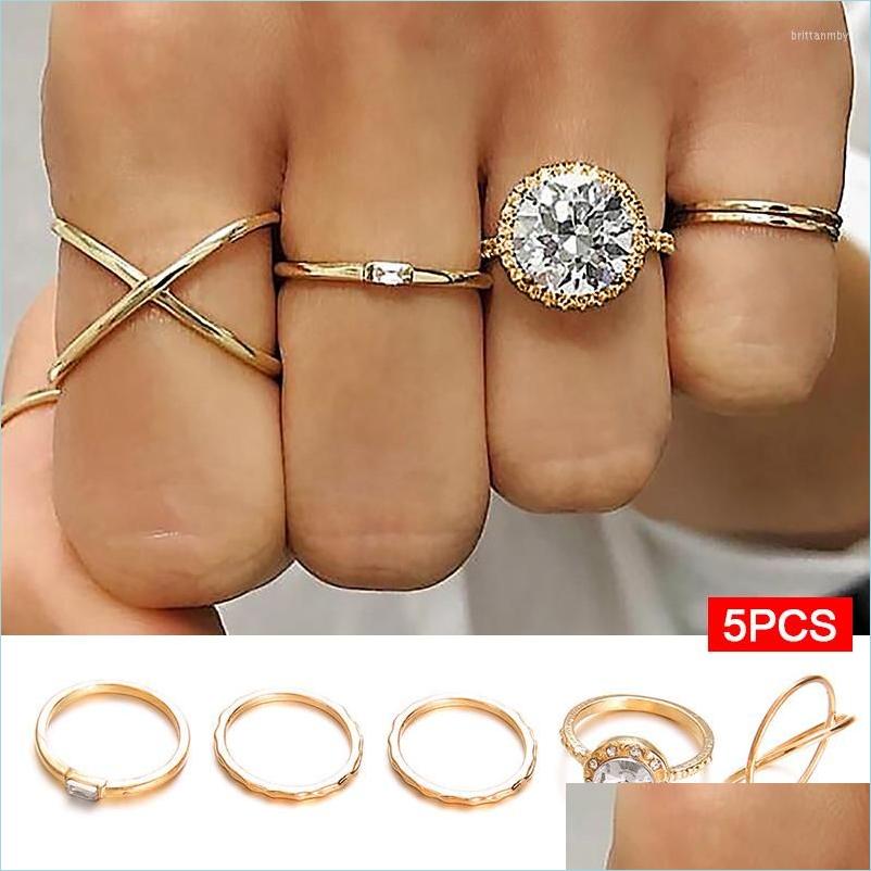 Wedding Rings Wedding Rings 5 Pcs Women Retro Style Set Classic Inlaid Zircon Lady Jewelry Gifts Exquisite Beautif Elegant H9 Drop D Dhy5G
Wedding Rings Wedding Rings 5 Pcs Women Retro Style Set Classic Inlaid Zircon Lady Jewelry Gifts Exquisite Beautif Elegant H9 Drop D Dhy5G
