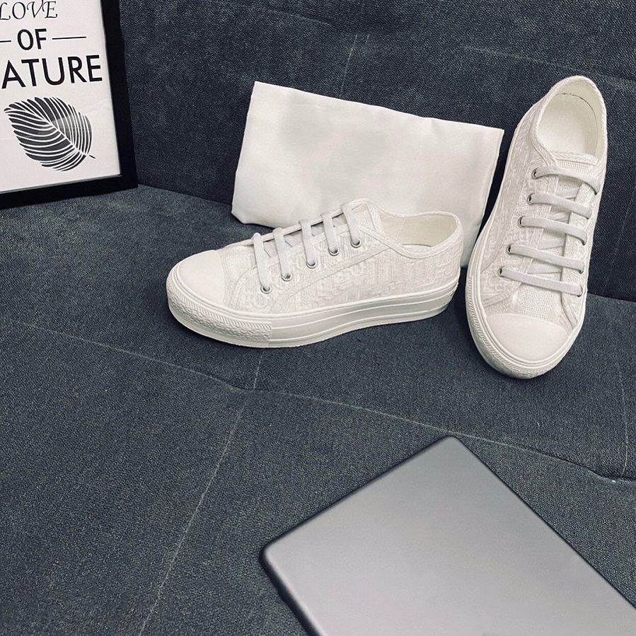 Classics Women Espadrilles flat Designer shoes Canvas and Real Lambskin Loafers two tone cap toe Fashion sneakers casual shoe top99 04, #1
Classics Women Espadrilles flat Designer shoes Canvas and Real Lambskin Loafers two tone cap toe Fashion sneakers casual shoe top99 04, #1