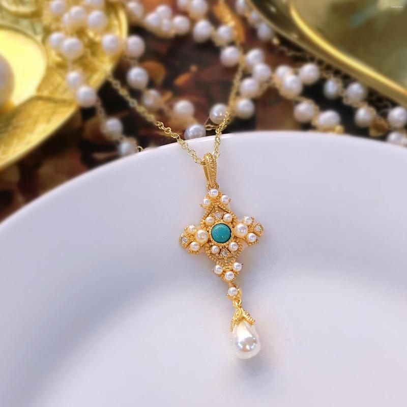 Chains Italy Brati Craft Luxury Cross White Green Pearl Pendant European Antique Medieval Necklace Female Vintage Royal Style Jewelry
Chains Italy Brati Craft Luxury Cross White Green Pearl Pendant European Antique Medieval Necklace Female Vintage Royal Style Jewelry