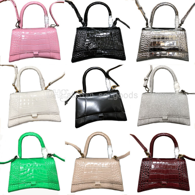 Designer Hourglass Bag Cross Body Handbags Luxury Women Crocodile Embossed Fashion Small Pink Black Hour Glass Shoulder Womens Bags Crossbody Hacker, Other colors contact me
Designer Hourglass Bag Cross Body Handbags Luxury Women Crocodile Embossed Fashion Small Pink Black Hour Glass Shoulder Womens Bags Crossbody Hacker, Other colors contact me