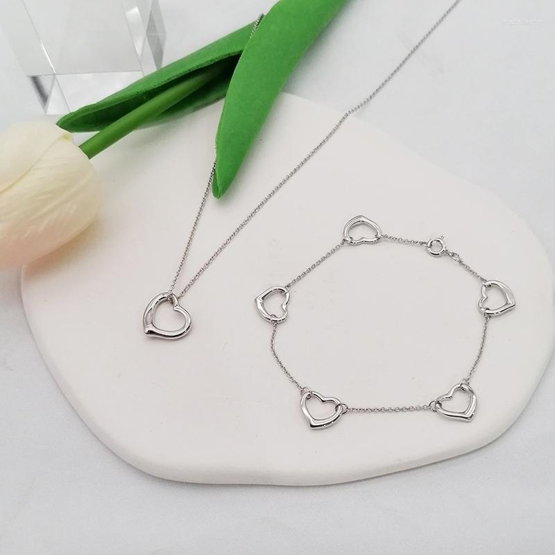Chains Luxury Boutique Silver Heart Hollow Bracelet Simple Necklaces For Women 925 Sterling Fashion Classic Holiday Gifts
Chains Luxury Boutique Silver Heart Hollow Bracelet Simple Necklaces For Women 925 Sterling Fashion Classic Holiday Gifts