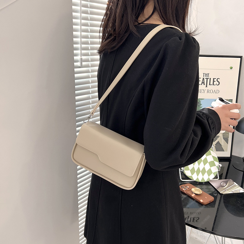 Women Inclined Shoulder Bags Fashion casual Womens Bag Small Handbag Totes High-capacity PU leather Large volume wholesale Girl Mobile Phone Bag Black 6256, White
Women Inclined Shoulder Bags Fashion casual Womens Bag Small Handbag Totes High-capacity PU leather Large volume wholesale Girl Mobile Phone Bag Black 6256, White