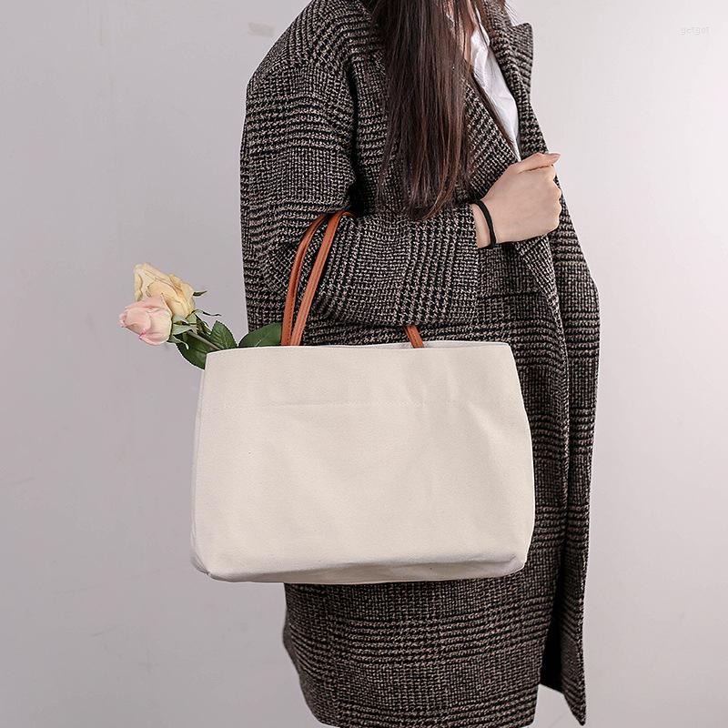 Evening Bags Simple Design Women's 2022 Trend High Capacity Ladie Shopper Totes Vintage Canvas Shoulder Portable Female Handbag, Large white hasp
Evening Bags Simple Design Women's 2022 Trend High Capacity Ladie Shopper Totes Vintage Canvas Shoulder Portable Female Handbag, Large white hasp