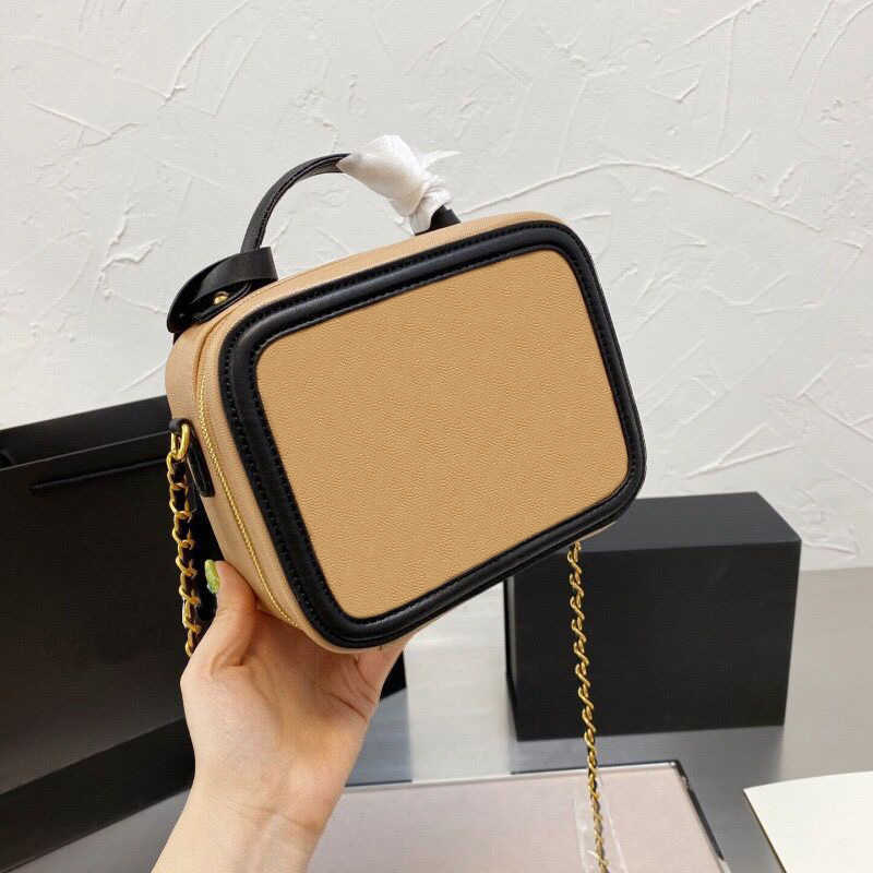 Top Quality Shoulder Crossbody Bags Clutch Handbag Cosmetic Lady Chain Bag 2022 Luxurys Designers Mini Messenger Women Totes Fashion Diamond, Pink
Top Quality Shoulder Crossbody Bags Clutch Handbag Cosmetic Lady Chain Bag 2022 Luxurys Designers Mini Messenger Women Totes Fashion Diamond, Pink