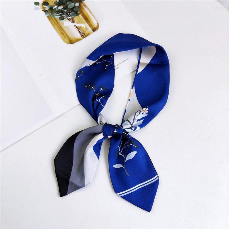 Scarves Classic Luxury Skinny Scarf Geometry Print Fashion Women Silk Small Handle Bag Ribbons Female Head Scarves&Wraps SJ201
Scarves Classic Luxury Skinny Scarf Geometry Print Fashion Women Silk Small Handle Bag Ribbons Female Head Scarves&Wraps SJ201