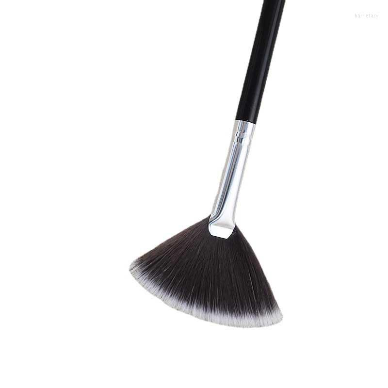 Makeup Brushes Large Angled Brush Stippling Blush For Contouring Sculpting Highlighting Blending Buffing
Makeup Brushes Large Angled Brush Stippling Blush For Contouring Sculpting Highlighting Blending Buffing