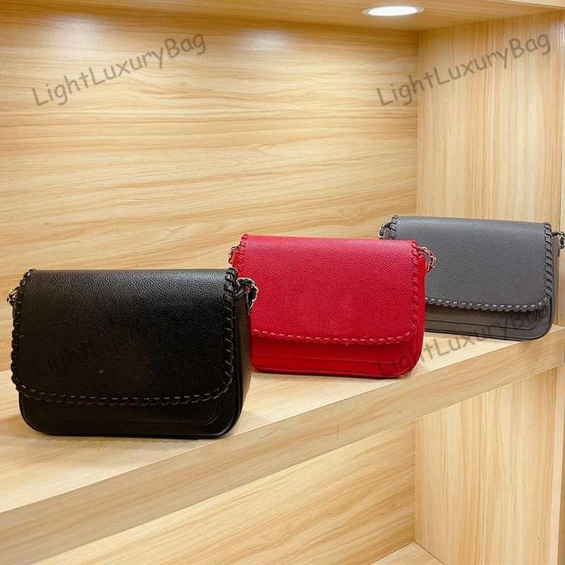 Designer Luxury Women Bag Torys Handbag TB Fashion Inclined Shoulder Bags Versatile Purses Tories Burchs Totes Large Capacity Saddle Wallet 5A High Quality BFF3, Black
Designer Luxury Women Bag Torys Handbag TB Fashion Inclined Shoulder Bags Versatile Purses Tories Burchs Totes Large Capacity Saddle Wallet 5A High Quality BFF3, Black