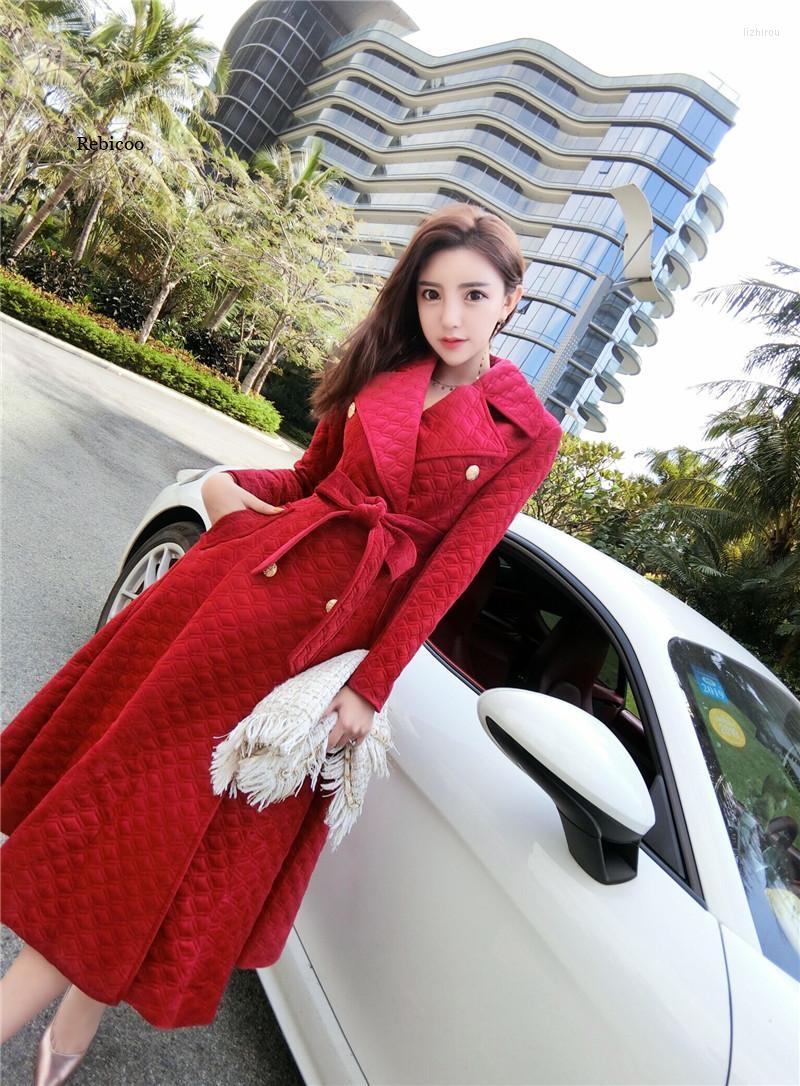 

Women' Trench Coats Autumn Winter Burgundy Velvet Long Overcoat Women' Notched Collar Outwear Vintage Thick Maxi Coat, Black